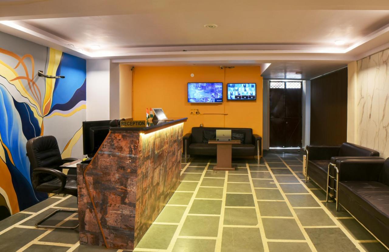The Twenties Kamla Nagar Hotell New Delhi Exteriör bild