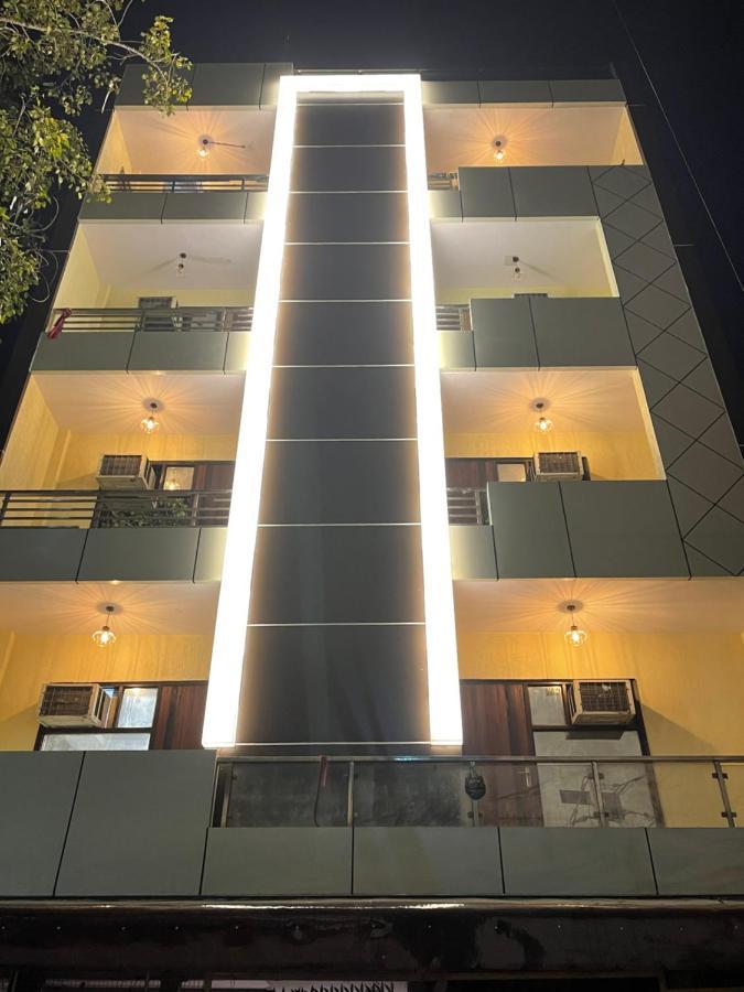 The Twenties Kamla Nagar Hotell New Delhi Exteriör bild