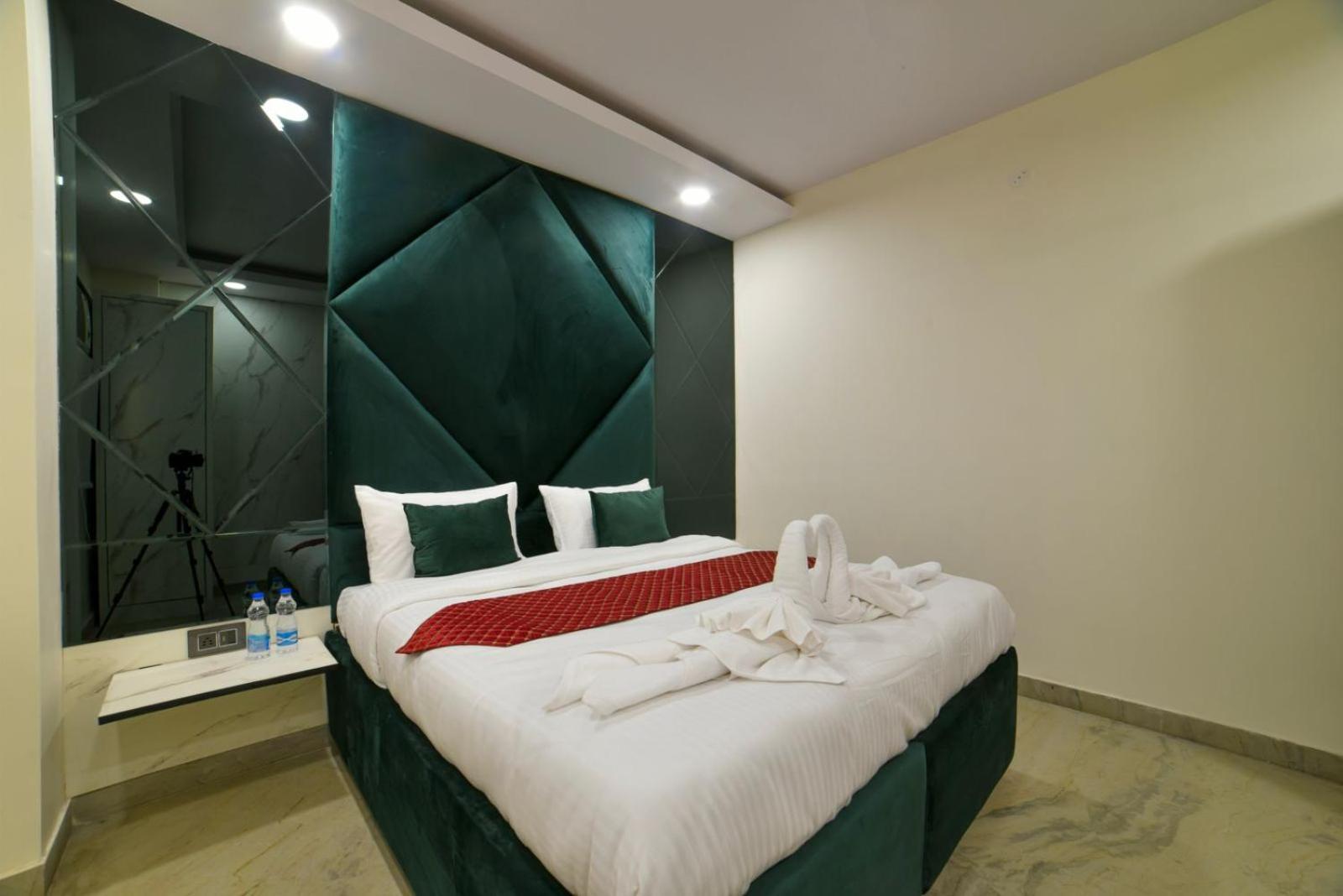 The Twenties Kamla Nagar Hotell New Delhi Exteriör bild